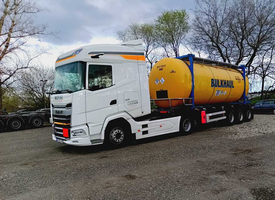 Tank konténer szállítás